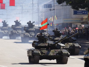 Во время военного парада в Тирасполе.