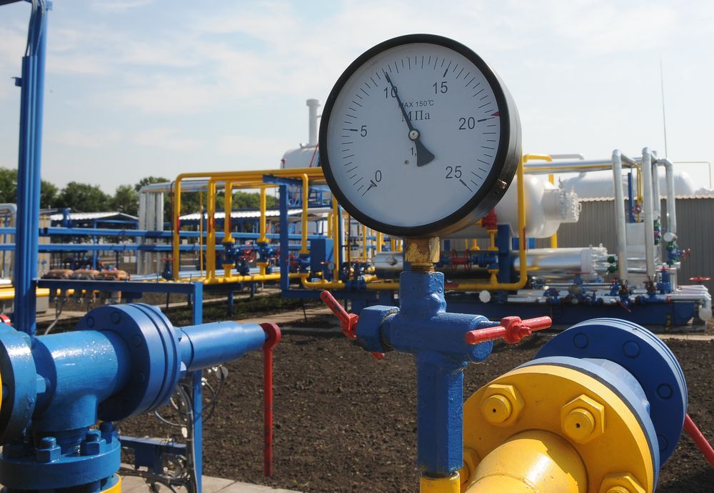 azerUoil06.jpg