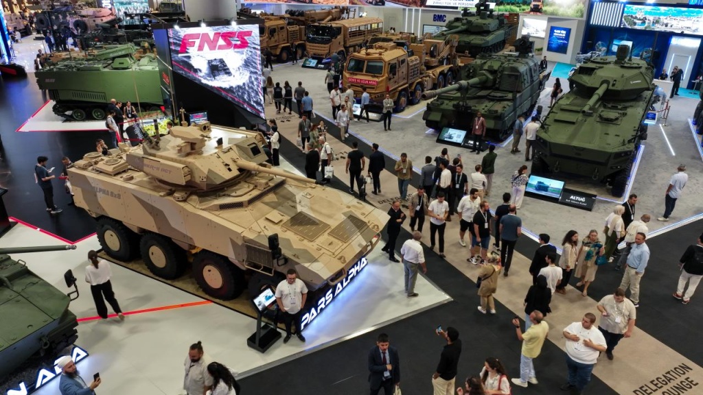 IDEF080225.jpg