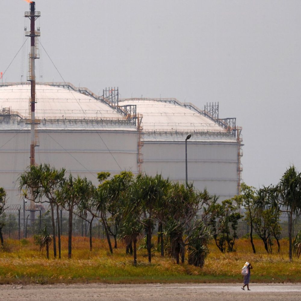 Papua-LNG.jpg