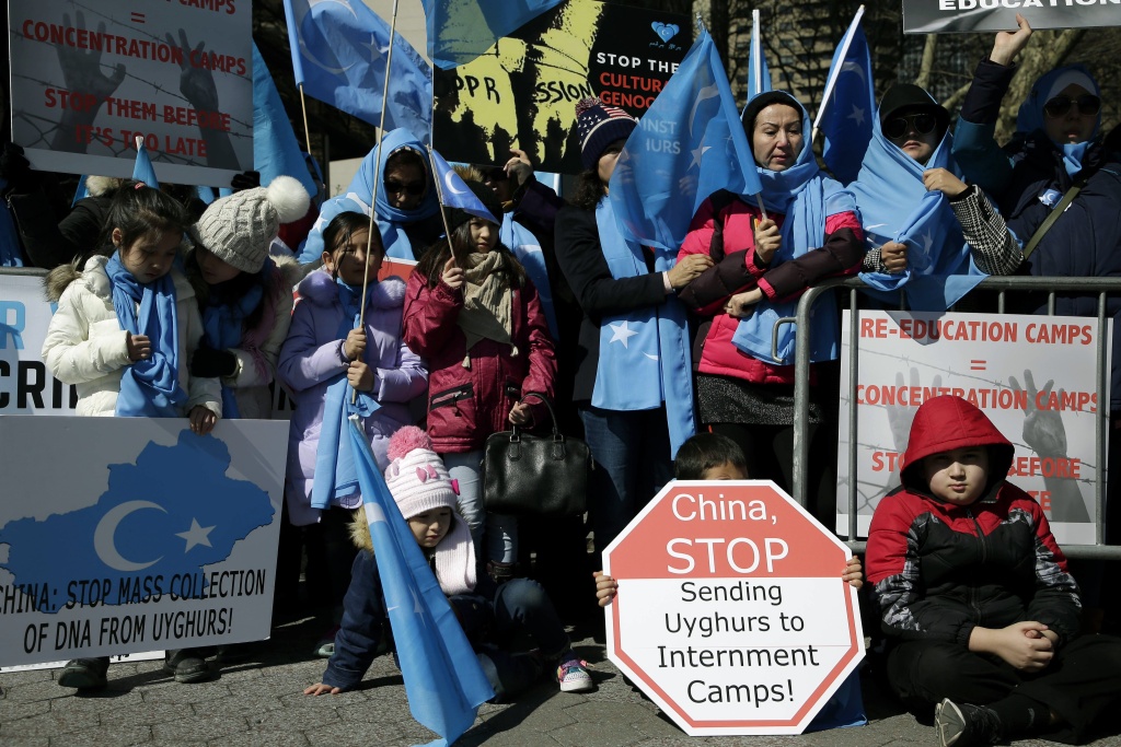Uyghur-28052504.jpg