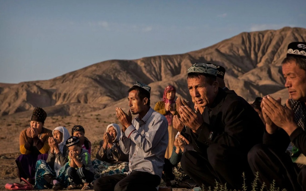 Uyghur-28052505.jpg
